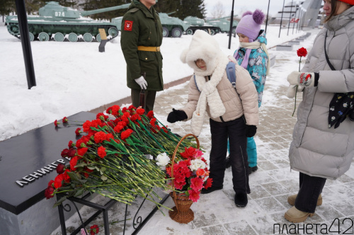27 января "День воинской славы России" - 81 год полного снятия блокады Ленинграда 27 января "День воинской славы России" - 81 год полного снятия блокады Ленинграда